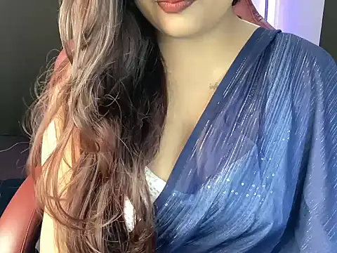 Snapshot of shanayaaa_1 chatting on September 2025 08:09:01 PM shanayaaa 1 online show from September 2025 08:09:01 PM