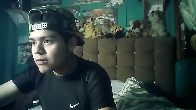 Valesh20 online show from October 2025 12:47:02 AM