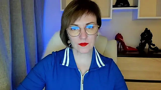 Snapshot of feliziaDesire chatting on March 2026 12:31:02 PM feliziaDesire online show from March 2026 12:31:02 PM