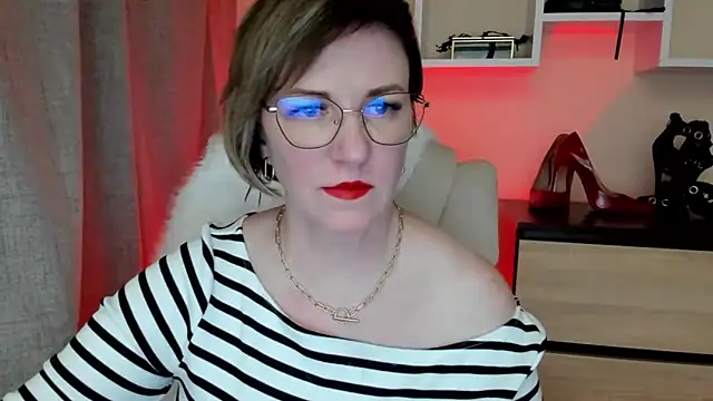 Snapshot of feliziaDesire chatting on March 2026 07:06:02 PM feliziaDesire online show from March 2026 07:06:02 PM