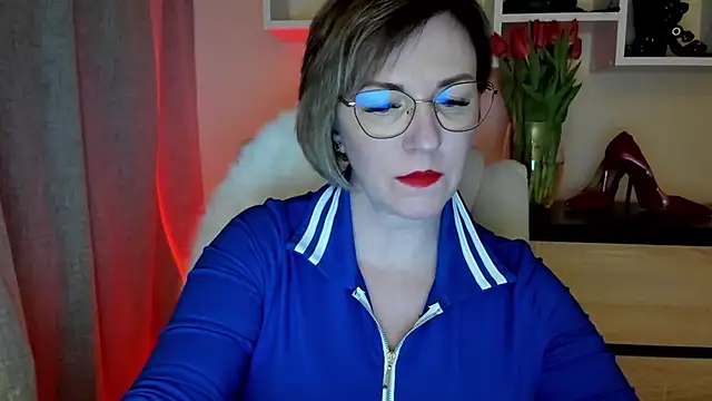 Snapshot of feliziaDesire chatting on March 2026 02:21:02 PM feliziaDesire online show from March 2026 02:21:02 PM