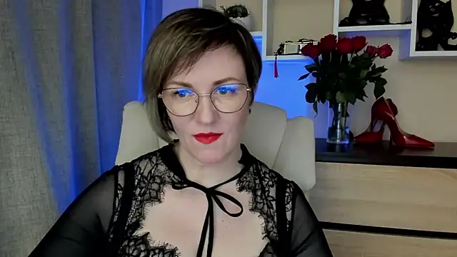 Snapshot of feliziaDesire chatting on March 2026 01:06:01 PM feliziaDesire online show from March 2026 01:06:01 PM