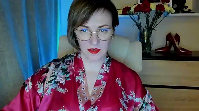 Snapshot of feliziaDesire chatting on April 2026 12:58:02 PM feliziaDesire online show from April 2026 12:58:02 PM