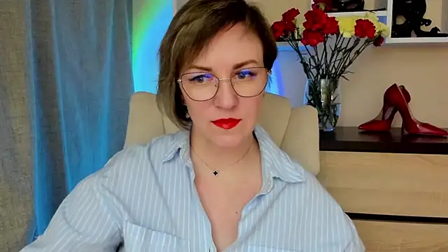 Snapshot of feliziaDesire chatting on April 2026 10:23:01 AM feliziaDesire online show from April 2026 10:23:01 AM