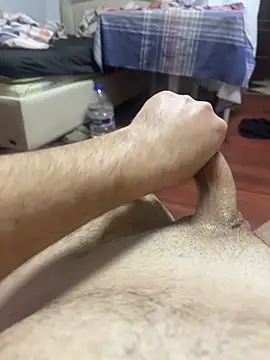 Snapshot of strange6696 chatting on November 2025 04:40:01 PM strange6696 online show from November 2025 04:40:01 PM