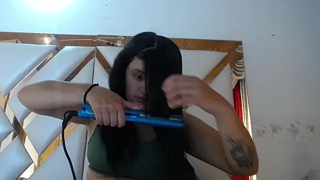 nathaly low1 online show from April 2026 01:16:02 PM