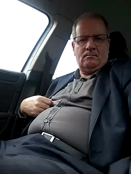 stiffandlubedxh online show from December 2024 08:54:02 PM