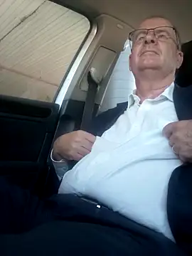 stiffandlubedxh online show from February 2025 07:22:02 AM