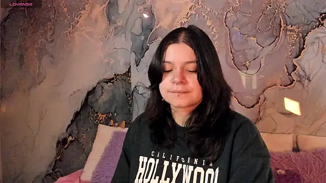 Mey moon online show from November 2025 09:06:01 PM