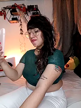 Piafisher1 online show from January 2026 01:09:02 AM