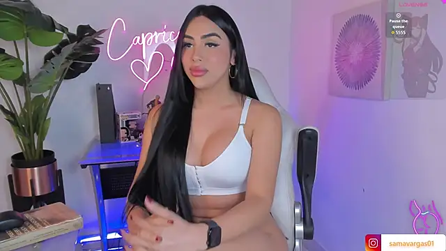 Korina Saenz01 online show from November 2025 11:47:01 PM