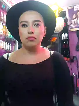 Snapshot of TamySweetness chatting on January 2025 03:38:01 PM TamySweetness online show from January 2025 03:38:01 PM