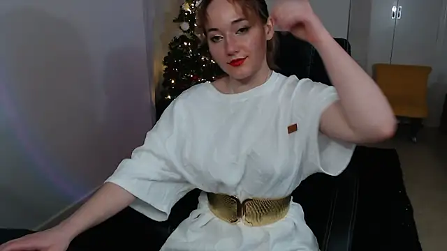 Crystal-dreamt online show from November 2025 10:04:02 AM