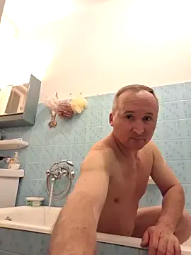 Snapshot of BlondeMisi chatting on April 2026 07:23:02 PM BlondeMisi online show from April 2026 07:23:02 PM