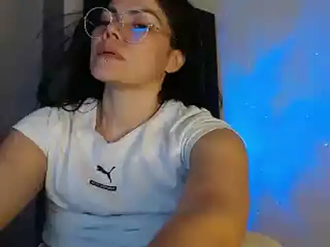 Snapshot of cristal_sexybody chatting on February 2025 02:49:02 AM cristal sexybody online show from February 2025 02:49:02 AM