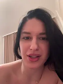 Snapshot of moniqque chatting on January 2025 06:28:01 PM moniqque online show from January 2025 06:28:01 PM