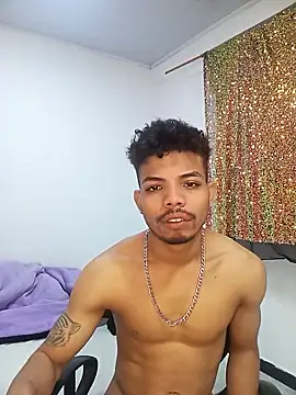 Snapshot of danidiazto2023 chatting on February 2025 12:04:02 AM danidiazto2023 online show from February 2025 12:04:02 AM