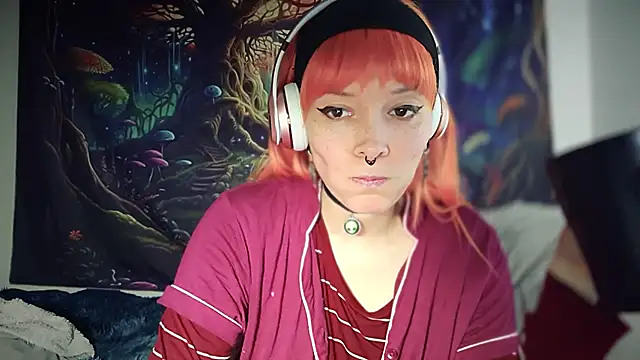 Snapshot of FRRANNKIE chatting on November 2025 01:38:01 AM FRRANNKIE online show from November 2025 01:38:01 AM