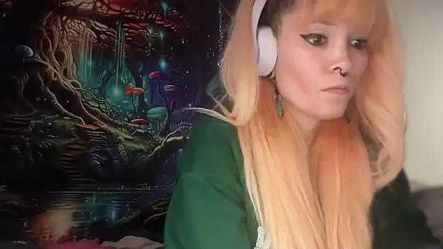 FRRANNKIE online show from March 2026 07:15:01 AM