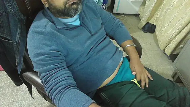 rentarob online show from November 2025 03:28:01 AM