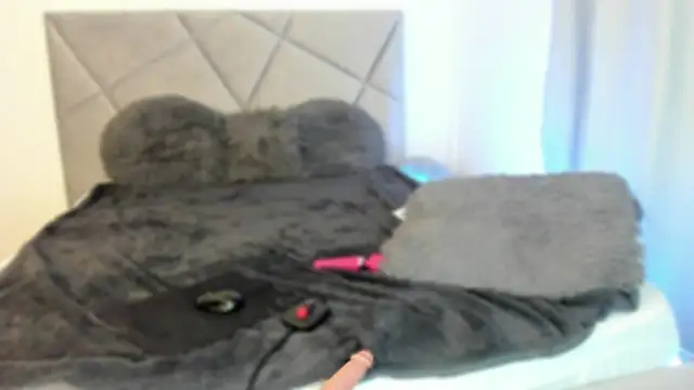 Snapshot of BlueEyesLexy chatting on January 2025 11:42:02 AM BlueEyesLexy online show from January 2025 11:42:02 AM