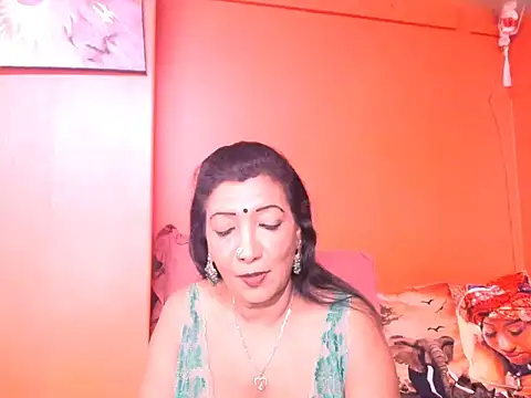 indiansarika65 online show from April 2026 03:42:02 PM