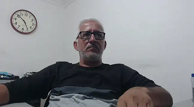 cenizo10124 online show from December 2024 09:51:02 PM