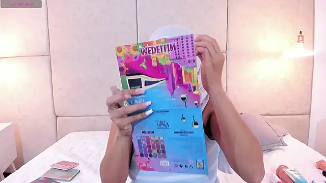 abby gibson online show from November 2025 06:54:01 PM