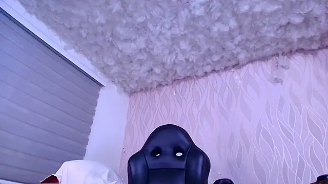 emyli sam online show from January 2025 12:07:02 PM