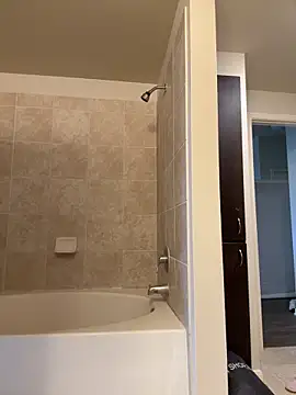 Snapshot of Natur4lBeautyb33 chatting on December 2025 05:41:01 PM Natur4lBeautyb33 online show from December 2025 05:41:01 PM