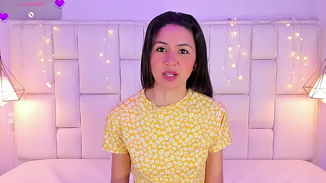 SarahSophia  online show from February 2025 11:21:01 AM