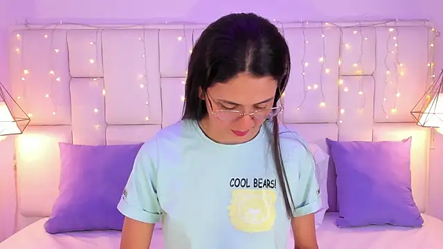 SarahSophia  online show from March 2025 11:42:01 AM