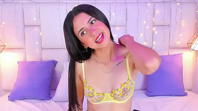 SarahSophia  online show from March 2025 02:40:01 PM