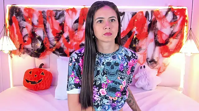 SarahSophia  online show from October 2025 11:31:01 AM