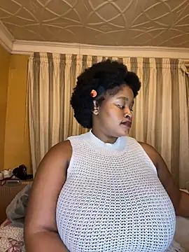 KnockoutBestie online show from March 2026 07:18:02 PM