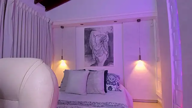 nathalie rivers online show from March 2026 11:21:01 AM