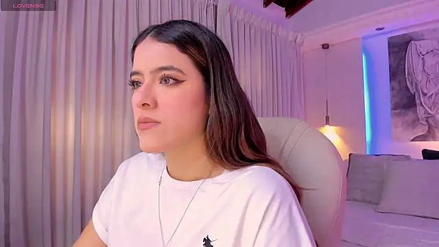 nathalie rivers online show from April 2026 11:24:01 AM