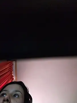 LissaThompsom online show from April 2026 12:07:02 PM