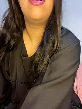 Mayacrayzi online show from October 2025 09:21:01 AM