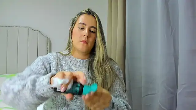 Hanna86 online show from April 2026 01:08:01 AM