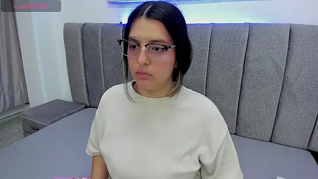 samantha stan online show from April 2026 08:14:02 PM