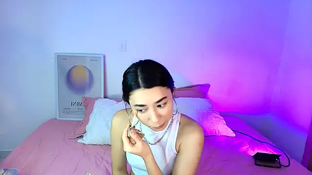 AmyOlimpo online show from April 2026 12:02:02 AM