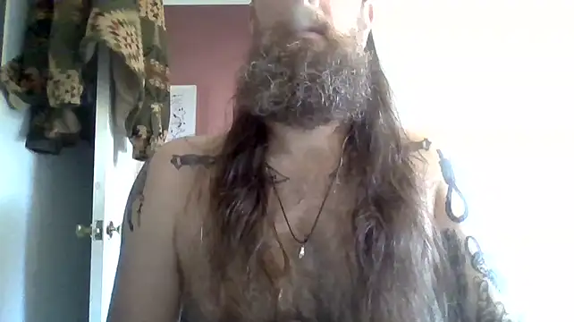 Snapshot of Thrillhouse chatting on February 2025 12:31:01 PM Thrillhouse online show from February 2025 12:31:01 PM