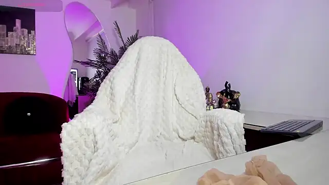 NebetColin online show from September 2025 07:16:01 PM