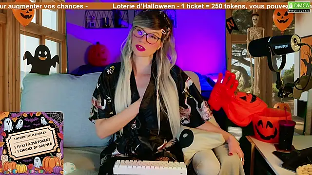 Kittychatte online show from October 2025 10:05:02 AM