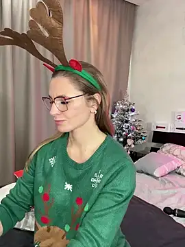 Snapshot of Milf_Tea chatting on January 2025 12:21:02 AM Milf Tea online show from January 2025 12:21:02 AM