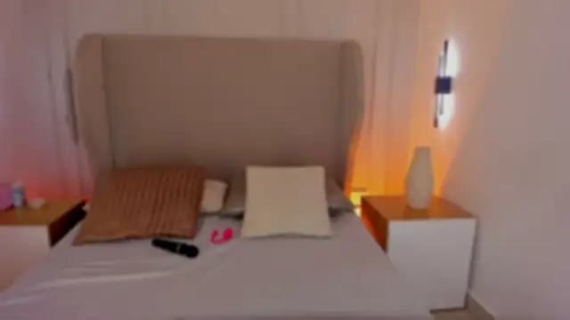 luisah  online show from January 2026 07:40:01 PM