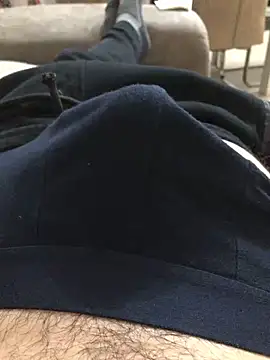 MoochedTape online show from January 2025 04:33:01 AM