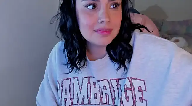 Snapshot of rosalie_lust chatting on February 2025 10:26:02 AM rosalie lust online show from February 2025 10:26:02 AM