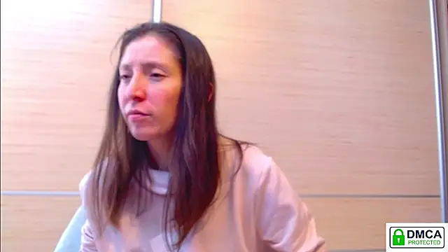 Sophi Cute online show from April 2026 12:22:01 PM